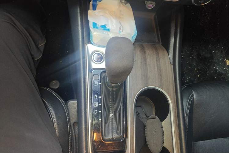 Used Nissan Teana 2021 2.0L XL Comfort Edition Gear Lever