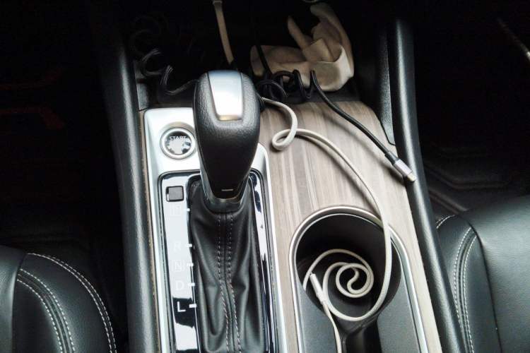 Used Nissan Teana 2021 2.0L XL Comfort Edition Gear Lever
