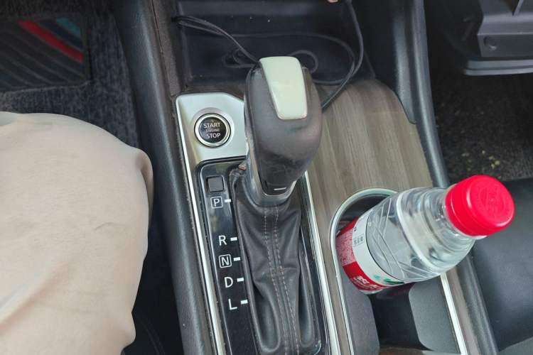 Used Nissan Teana 2021 2.0L XL Comfort Edition Gear Lever