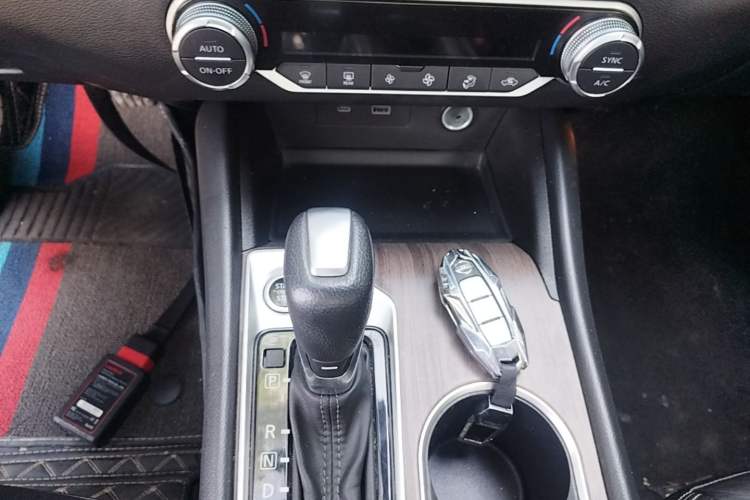 Used Nissan Teana 2021 2.0L XL Comfort Edition Gear Lever