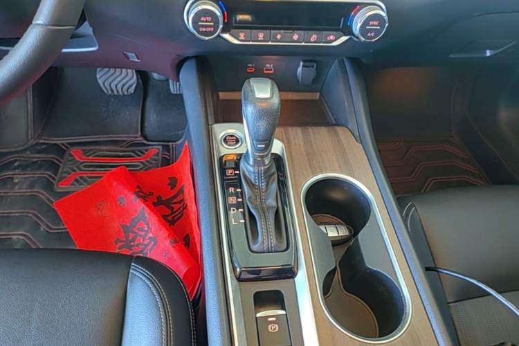 Used Nissan Teana 2021 2.0L XL Comfort Edition Gear Lever