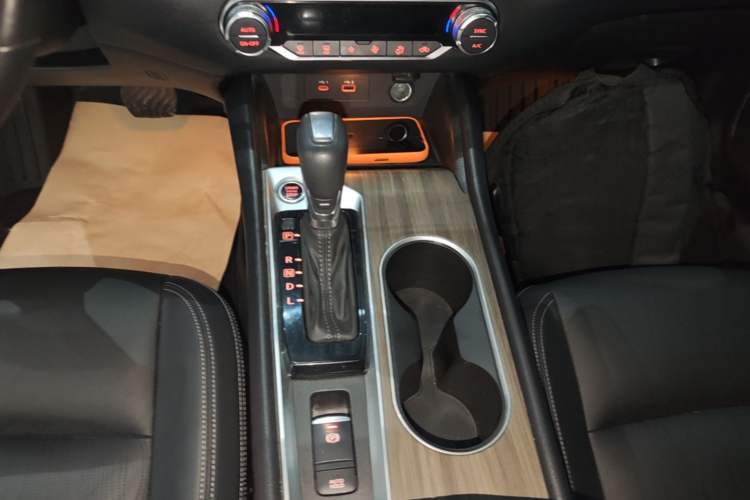 Used Nissan Teana 2021 2.0L XL Comfort Edition Gear Lever