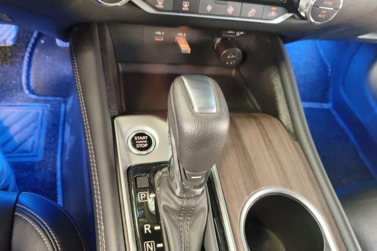 Used Nissan Teana 2021 2.0L XL Upper AD1 Smart Drive & Navigation Edition Gear Lever