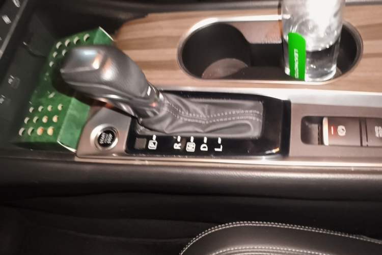 Used Nissan Teana 2021 2.0L XL Comfort Edition Gear Lever