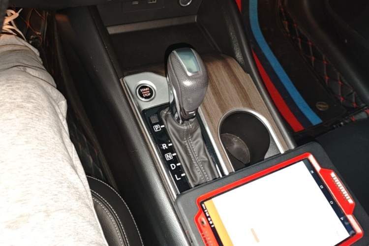 Used Nissan Teana 2021 2.0L XL Comfort Edition Gear Lever