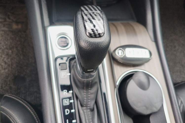 Used Nissan Teana 2021 2.0L XL Comfort Edition Gear Lever