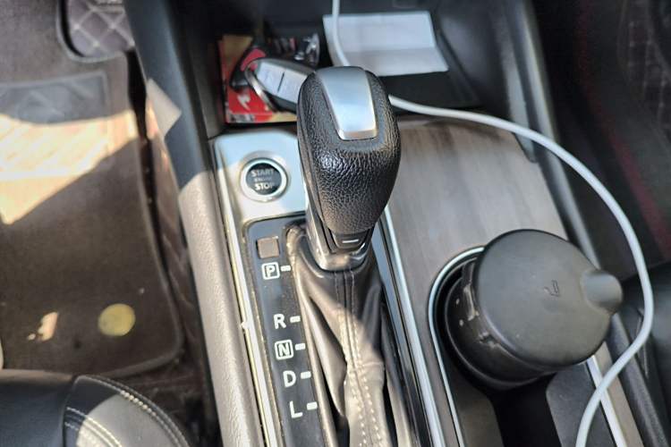 Used Nissan Teana 2021 2.0L XL Comfort Edition Gear Lever
