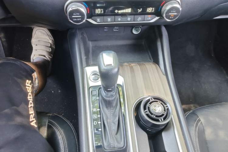 Used Nissan Teana 2021 2.0L XL Comfort Edition Gear Lever