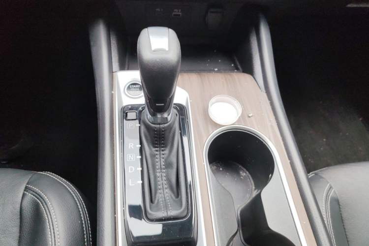 Used Nissan Teana 2021 2.0L XL Comfort Edition Gear Lever