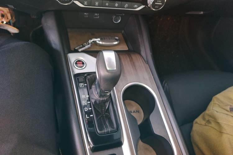 Used Nissan Teana 2021 2.0L XL Comfort Edition Gear Lever