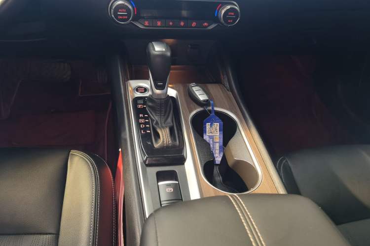 Used Nissan Teana 2021 2.0L XL Comfort Edition Gear Lever