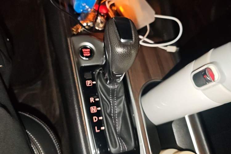 Used Nissan Teana 2021 2.0L XL Comfort Edition Gear Lever