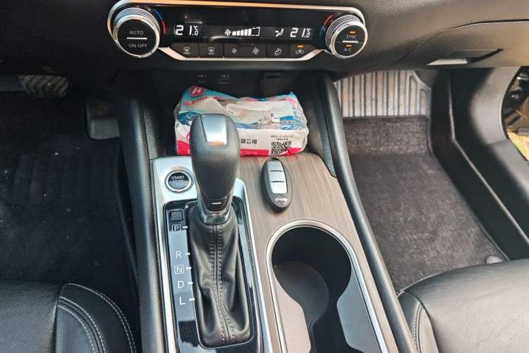 Used Nissan Teana 2021 2.0L XL Comfort Edition Gear Lever