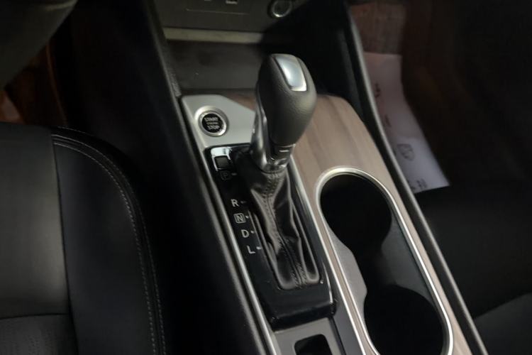 Used Nissan Teana 2021 2.0L XL Comfort Edition Gear Lever