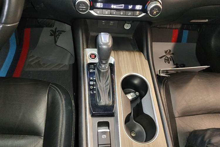 Used Nissan Teana 2021 2.0L XL Comfort Edition Gear Lever