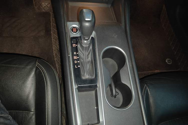 Used Nissan Teana 2021 2.0L XE Fashion Edition Gear Lever