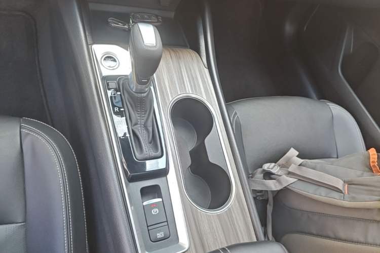 Used Nissan Teana 2021 2.0L XL Comfort Edition Gear Lever