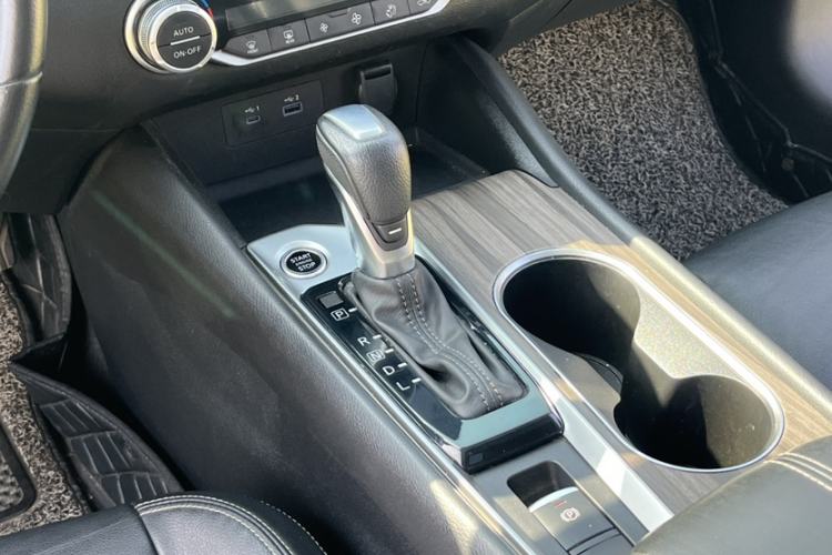 Used Nissan Teana 2021 2.0L XL Comfort Edition Gear Lever