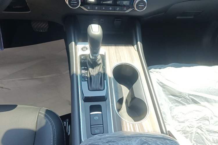 Used Nissan Teana 2021 2.0L XL Comfort Edition Gear Lever