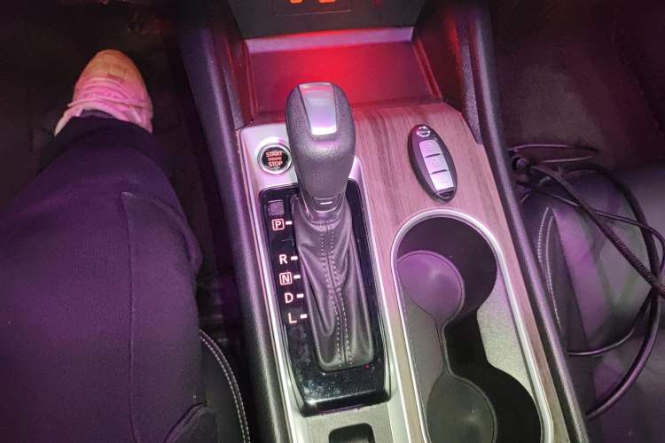 Used Nissan Teana 2021 2.0L XL Comfort Edition Gear Lever
