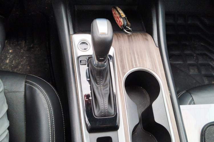 Used Nissan Teana 2021 2.0L XL Comfort Edition Gear Lever