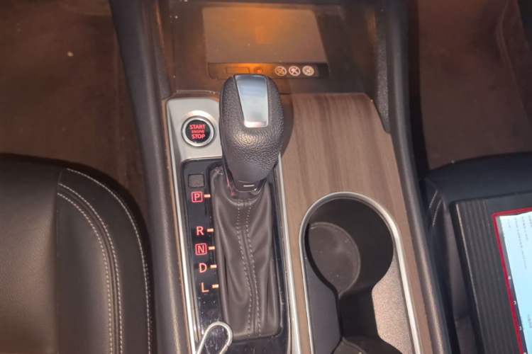 Used Nissan Teana 2021 2.0L XL Comfort Edition Gear Lever