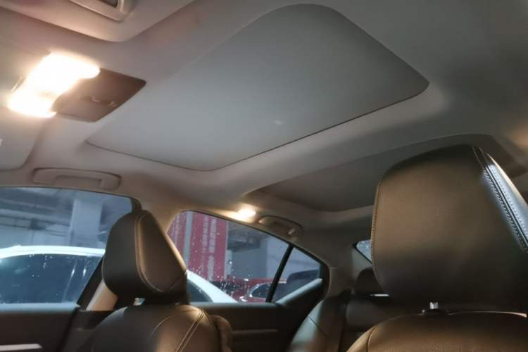 Used Nissan Teana 2021 2.0L XL Upper AD1 Smart Drive & Navigation Edition Headliner