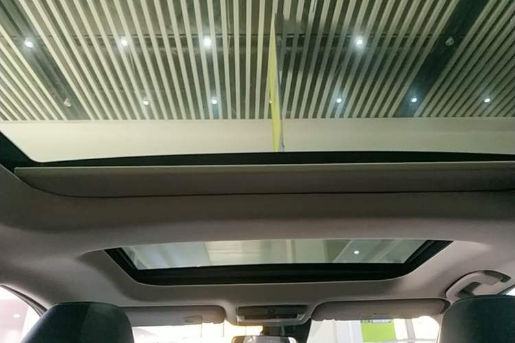 Used Nissan Teana 2021 2.0L XL Comfort Edition Headliner