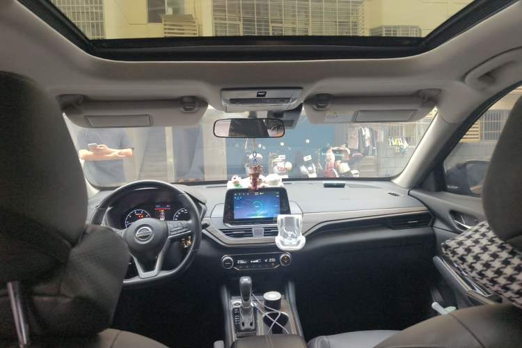 Used Nissan Teana 2021 2.0L XL Comfort Edition Headliner
