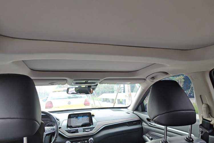 Used Nissan Teana 2021 2.0L XL Comfort Edition Headliner