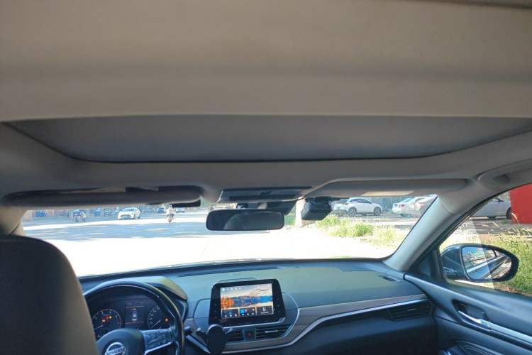 Used Nissan Teana 2021 2.0L XL Comfort Edition Headliner