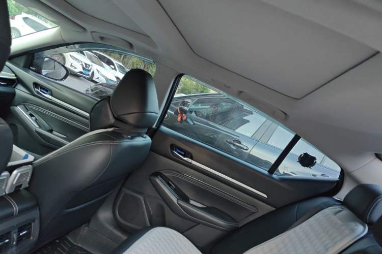 Used Nissan Teana 2021 2.0L XL Comfort Edition Headliner