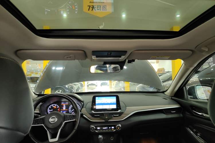 Used Nissan Teana 2021 2.0L XL Comfort Edition Headliner