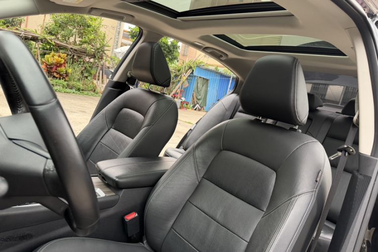 Used Nissan Teana 2021 2.0L XL Comfort Edition Headliner