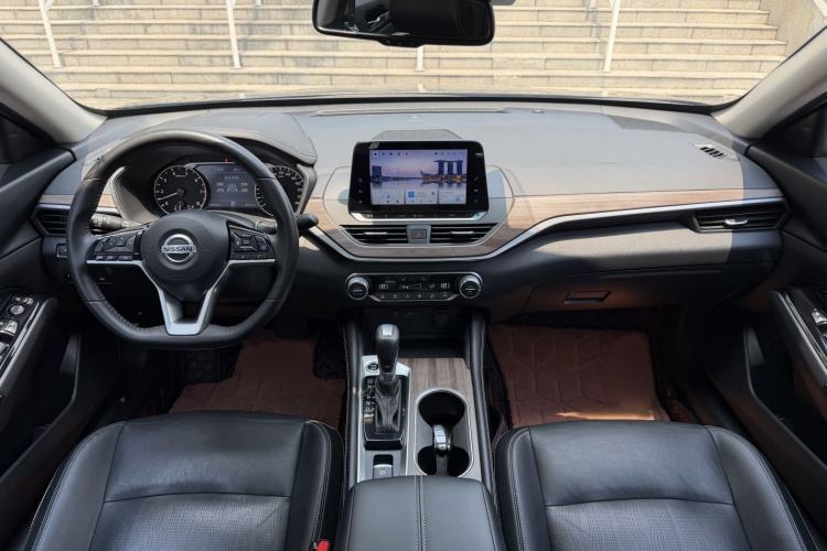 Used Nissan Teana 2021 2.0L XL Upper AD1 Smart Drive & Navigation Edition Interior 1