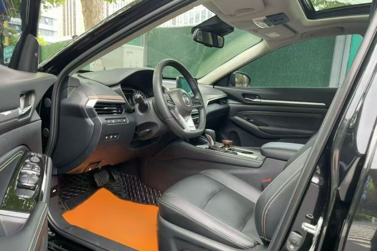 Used Nissan Teana 2021 2.0L XL Upper AD1 Smart Drive & Navigation Edition Interior 1