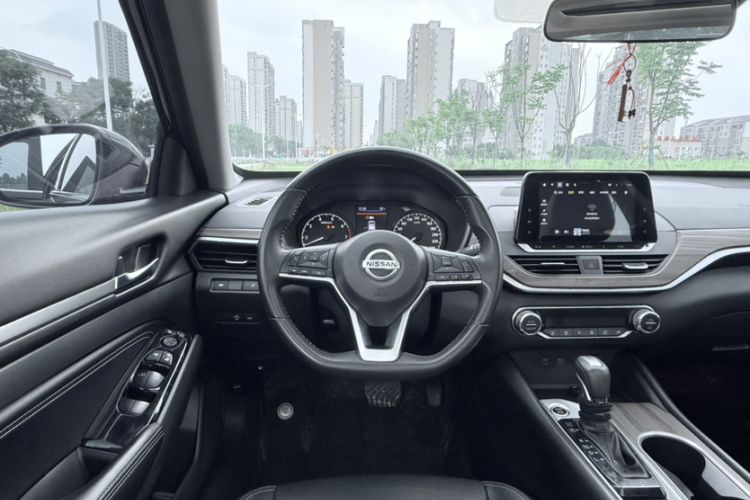 Used Nissan Teana 2021 2.0L XL Comfort Edition Interior 10