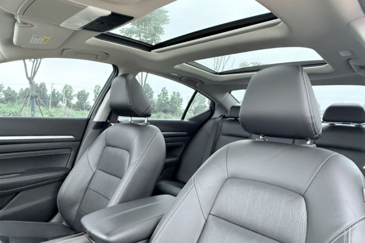 Used Nissan Teana 2021 2.0L XL Comfort Edition Interior 11