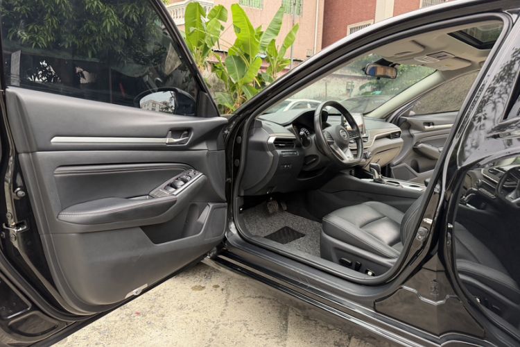 Used Nissan Teana 2021 2.0L XL Comfort Edition Interior 11