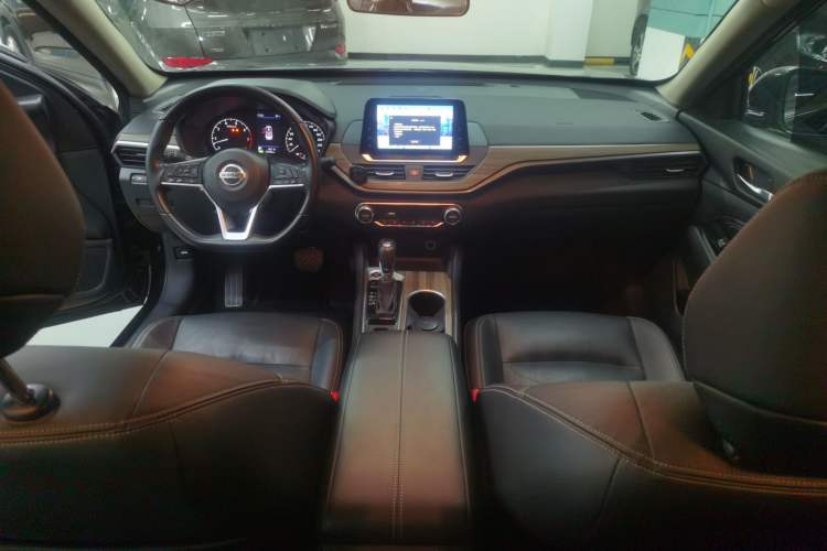 Used Nissan Teana 2021 2.0L XL Comfort Edition Interior 2