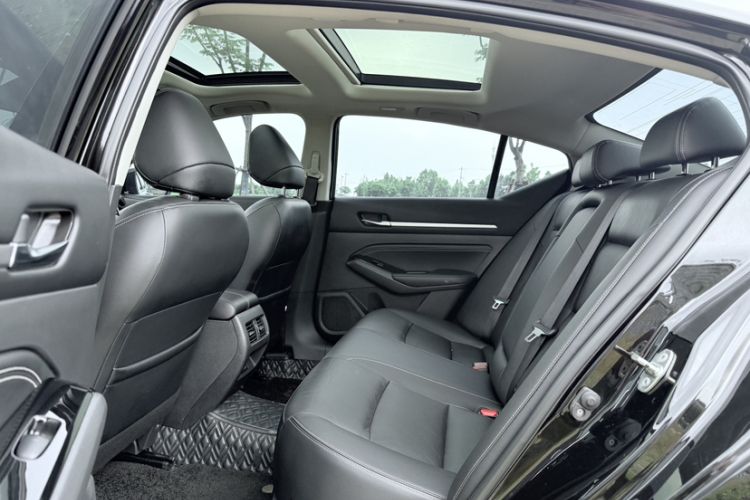 Used Nissan Teana 2021 2.0L XL Comfort Edition Interior 2