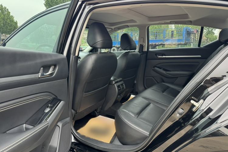 Used Nissan Teana 2021 2.0L XL Comfort Edition Interior 2
