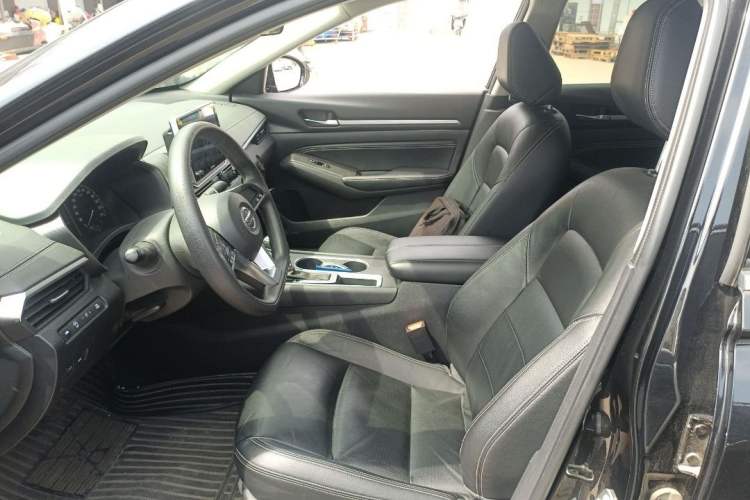 Used Nissan Teana 2021 2.0L XE Fashion Edition Interior 3
