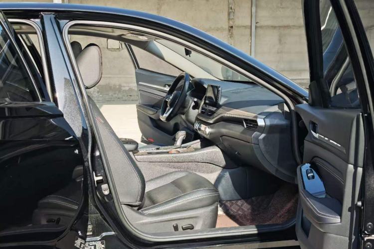 Used Nissan Teana 2021 2.0L XL Comfort Edition Interior 3