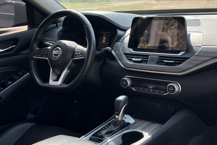Used Nissan Teana 2021 2.0L XL Comfort Edition Interior 3