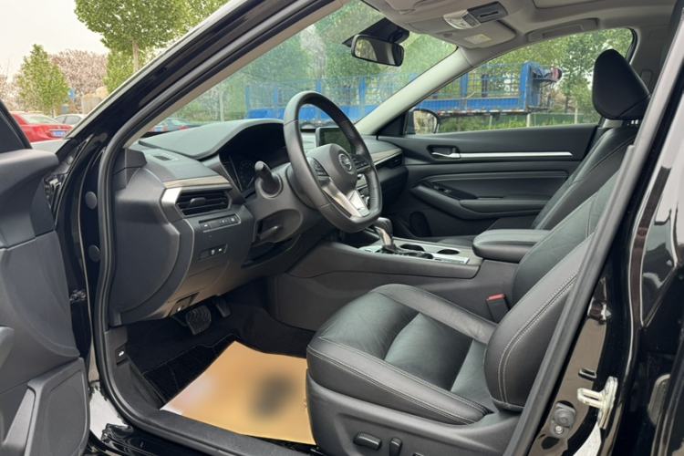 Used Nissan Teana 2021 2.0L XL Comfort Edition Interior 3