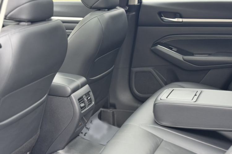 Used Nissan Teana 2021 2.0L XL Comfort Edition Interior 4