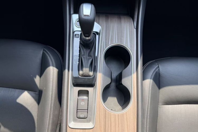 Used Nissan Teana 2021 2.0L XL Comfort Edition Interior 6