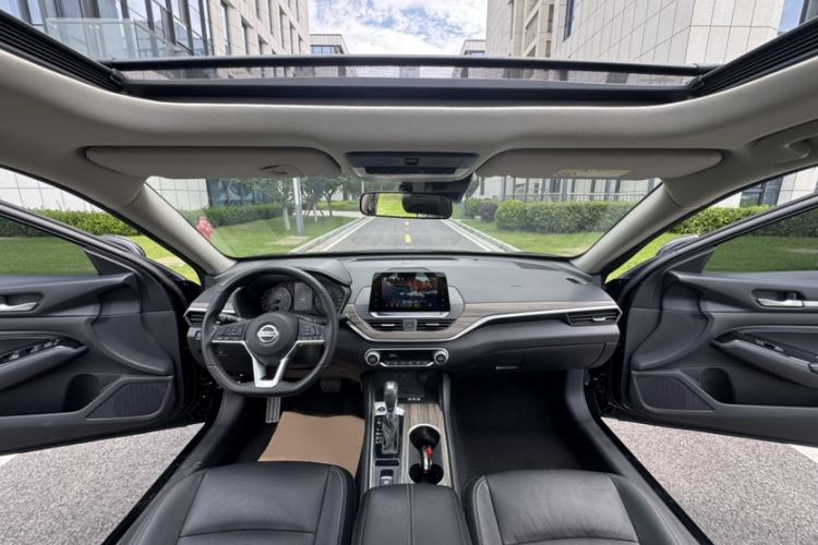 Used Nissan Teana 2021 2.0L XL Comfort Edition Interior 6