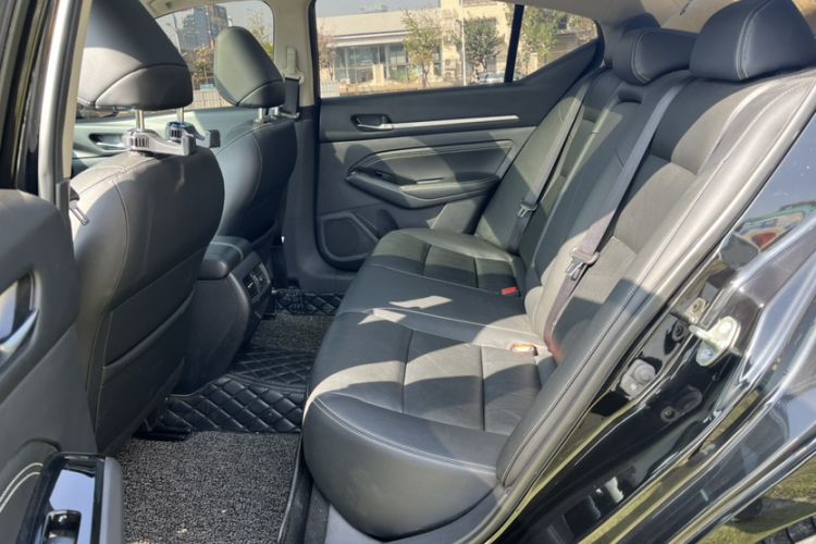 Used Nissan Teana 2021 2.0L XL Comfort Edition Interior 6
